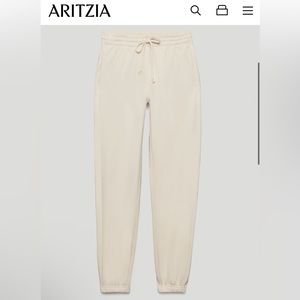 Woman’s Sweat pant Bundle deal🚨 Aritzia and Fila